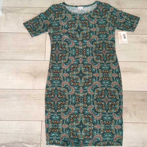 LuLaRoe Dresses & Skirts - LuLaRoe Julia Dress NWT